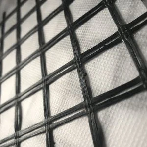 Geogrid de poliéster con tejido no tejido